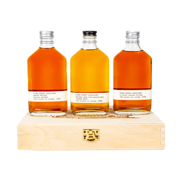 Aged Whiskey Gift Pack 200ml on Sale