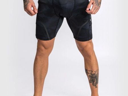 Vale Tudo Shorts - Venum - Electron 3.0 - Musta on Sale