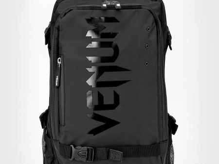 Reppu - Venum -  Challenger Pro Evo  - Musta Musta on Sale